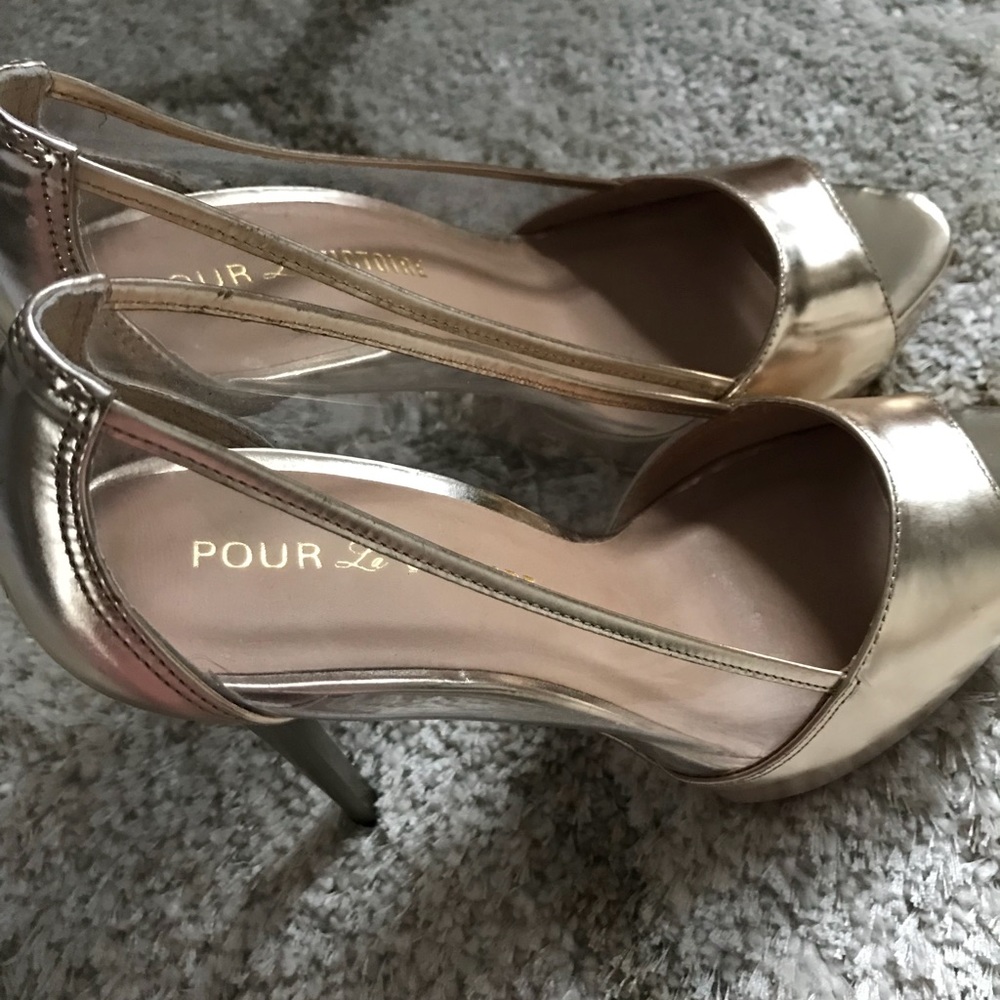 Pour La Victoire Tilda Platform Heels, Size 8.